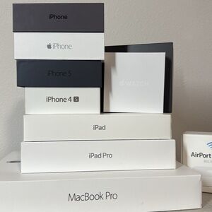 Apple Device Box Set